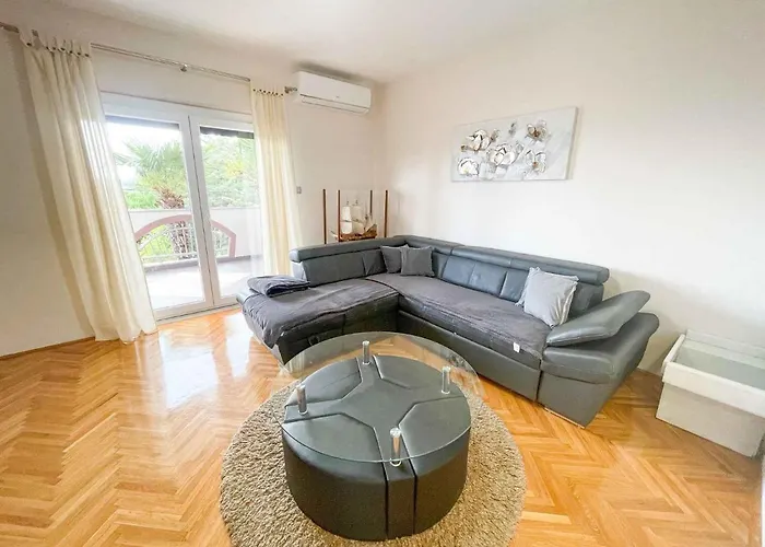 In 42248 Crikvenica