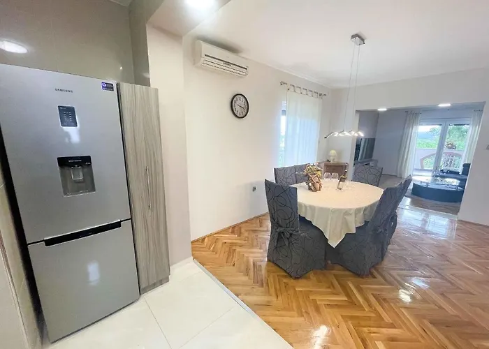 Lejlighed In 42248 Crikvenica